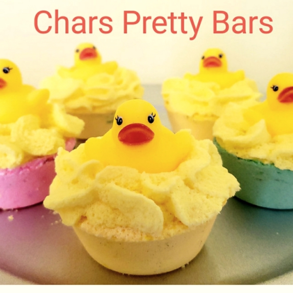 Handmade cherry almond ducky cupcakes🧁